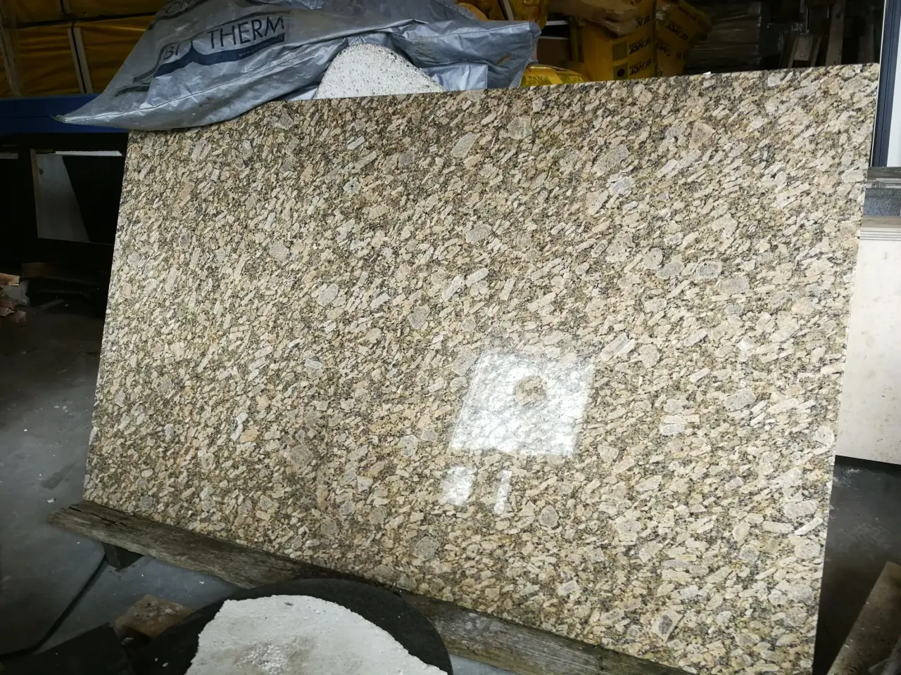 Billede 1 - GRANIT BORDPLADE 120x200, KR. 6000,-
