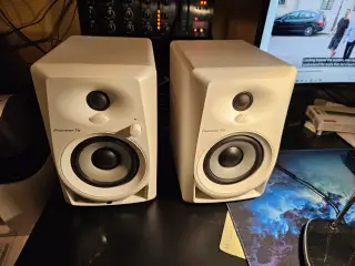 Pioneer DJ DM 40 W fede aktive monitor højttalere