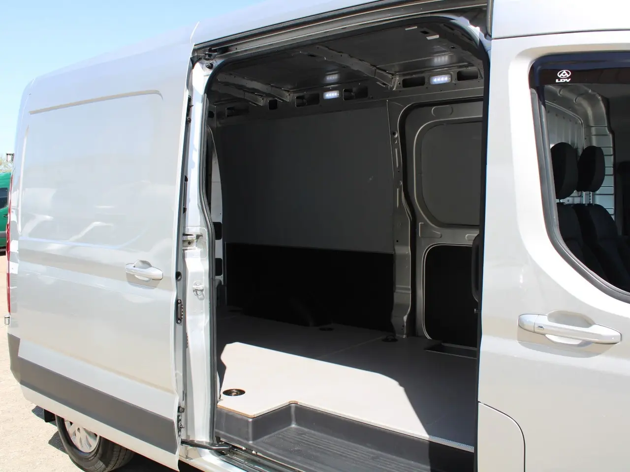 Billede 13 - Maxus e-Deliver 9 88 L3H2 Kassevogn