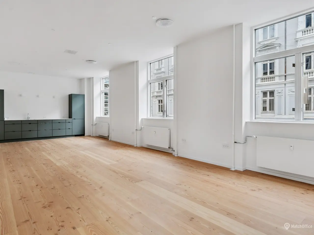 Billede 3 - Nyistandsat kontor med højt til loftet, midt på Vesterbro