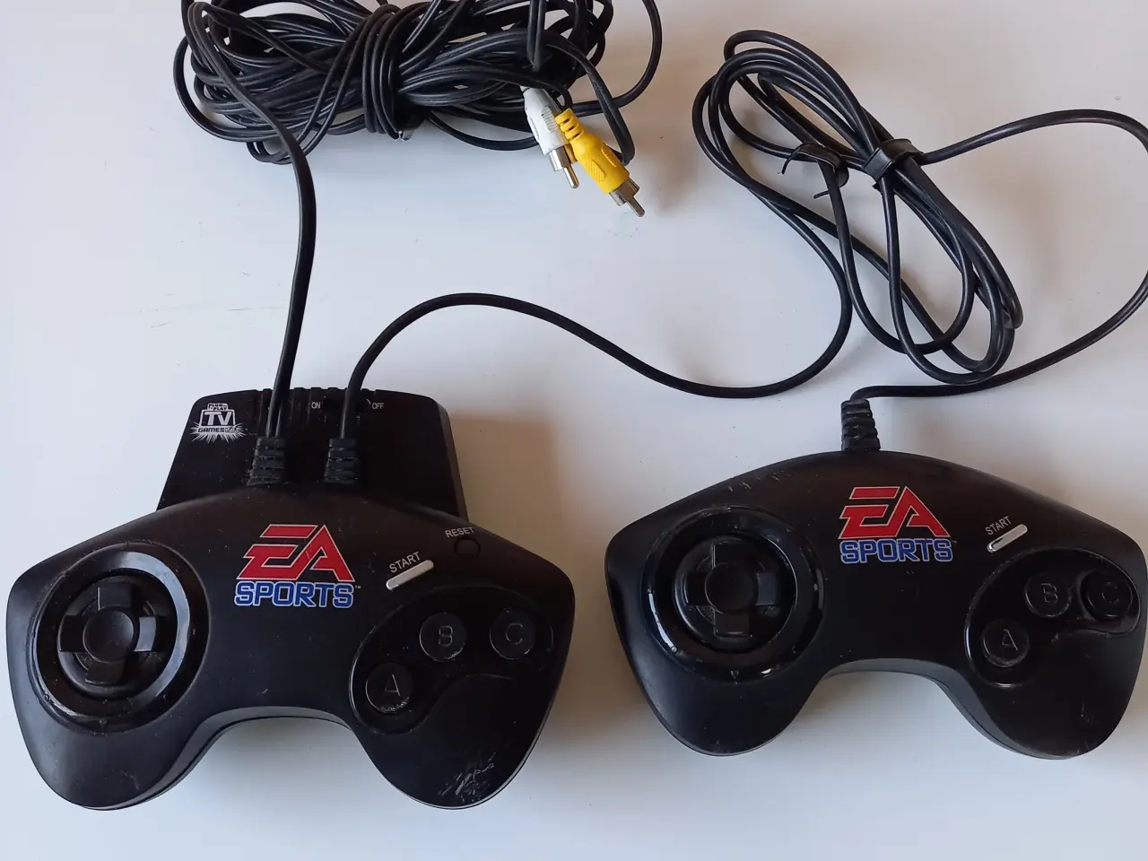 Billede 1 - JoyStick til 2 spillere - EA Sports