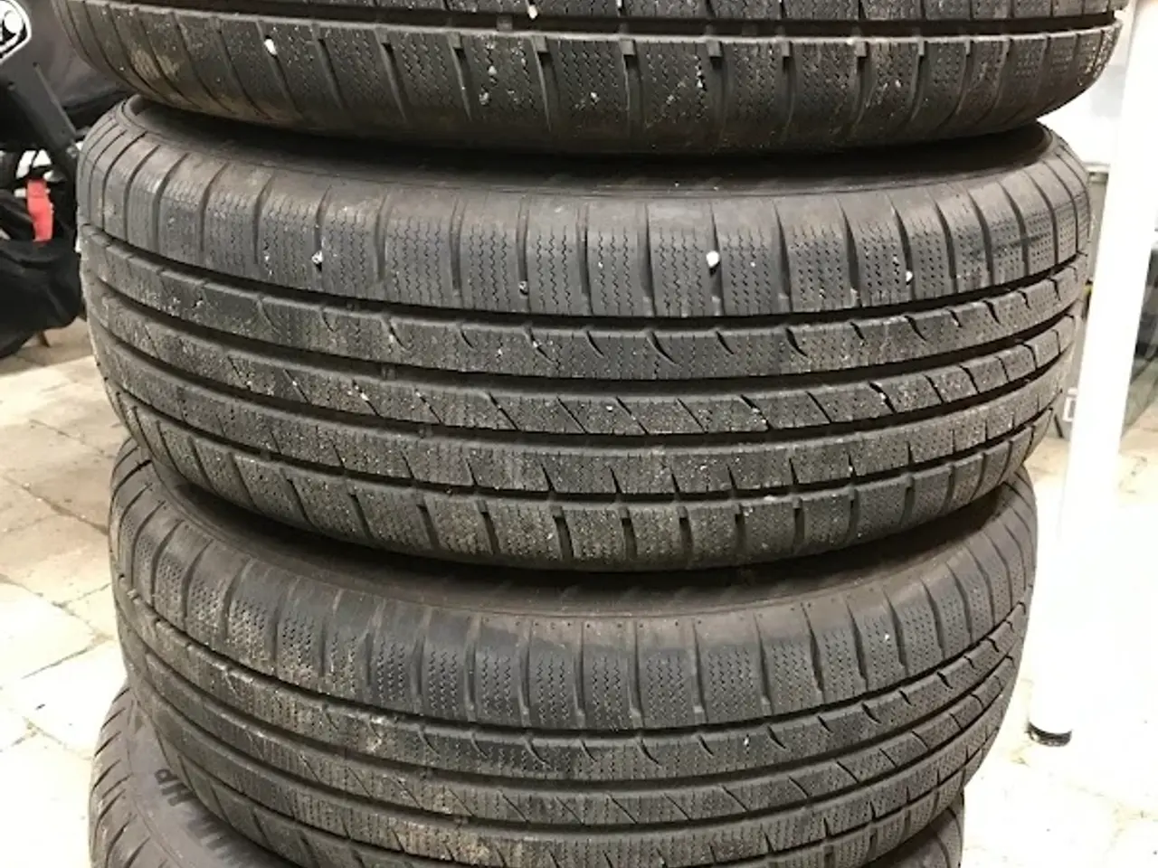 Billede 2 - Vinterdæk med fælge 195/65 R 15 95T