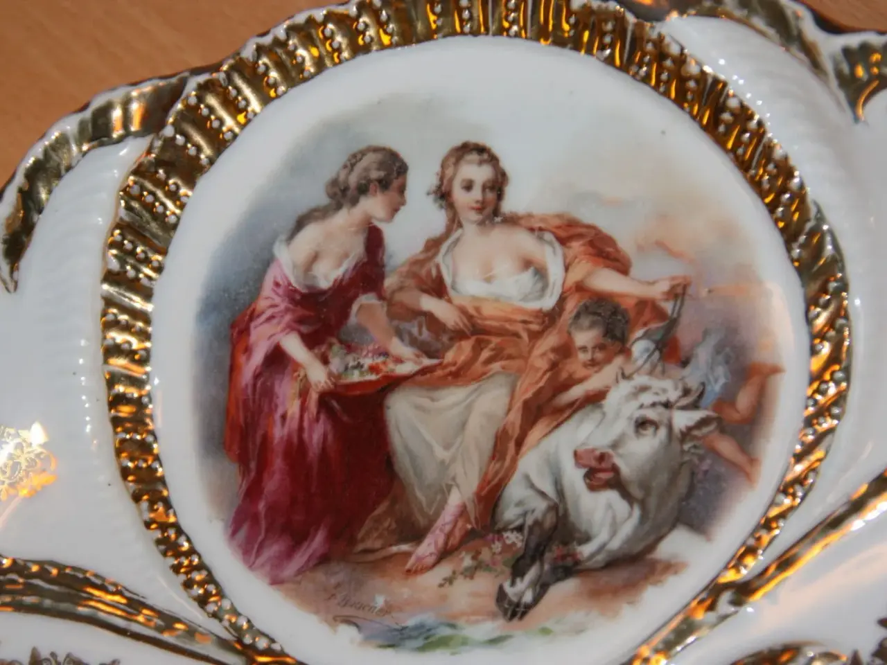 Billede 2 - Flot stor fad i porcelæn Dia. 30 cm