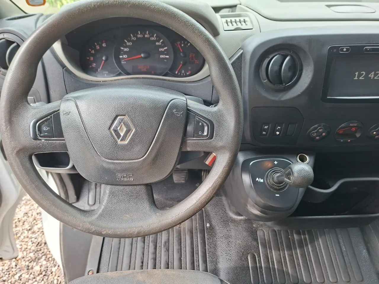 Billede 9 - Renault Master III T35 2,3 dCi 150 L2H2 Kassevogn aut.