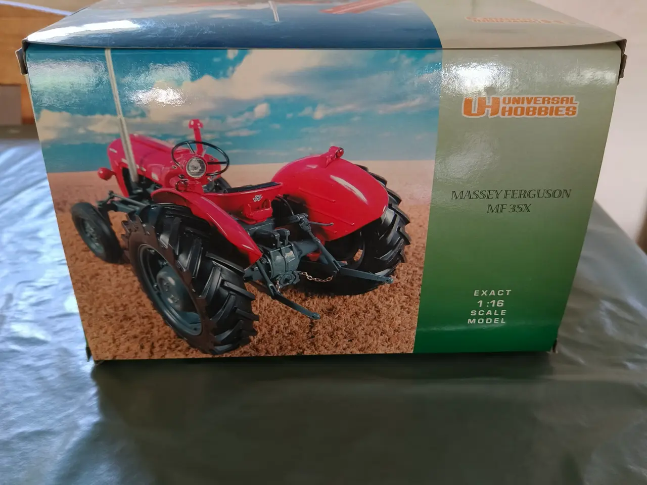 Billede 1 - Universal Hobbies Massey Ferguson MF 35X