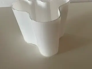 AAlto hvid vase