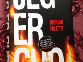 Giorgio Faletti: Jeg er Gud
