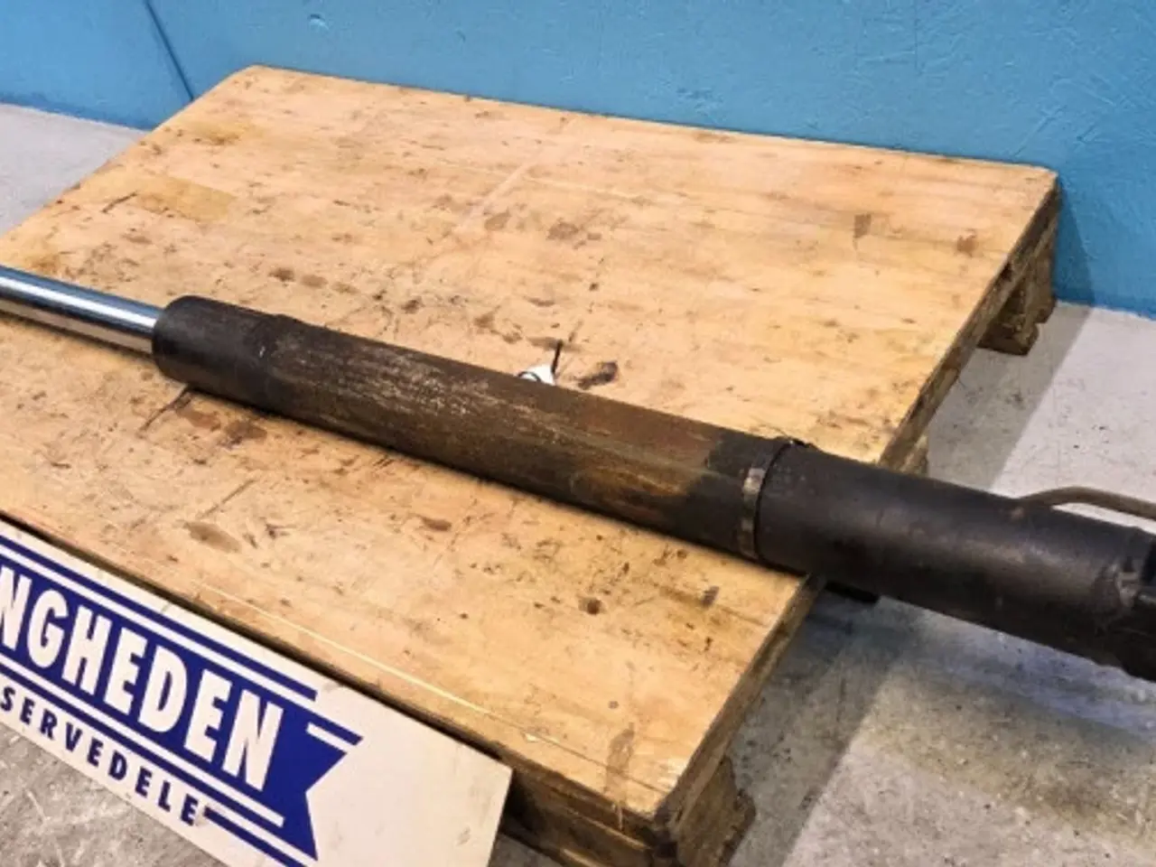 Billede 13 - New Holland LB115B Cylinder 85800070