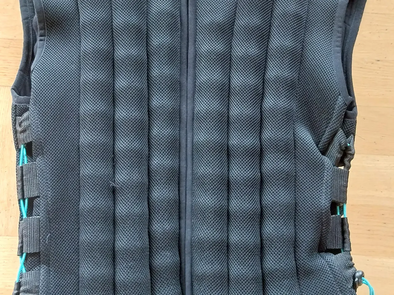 Billede 1 - Kuglevest xs/S lille vokse