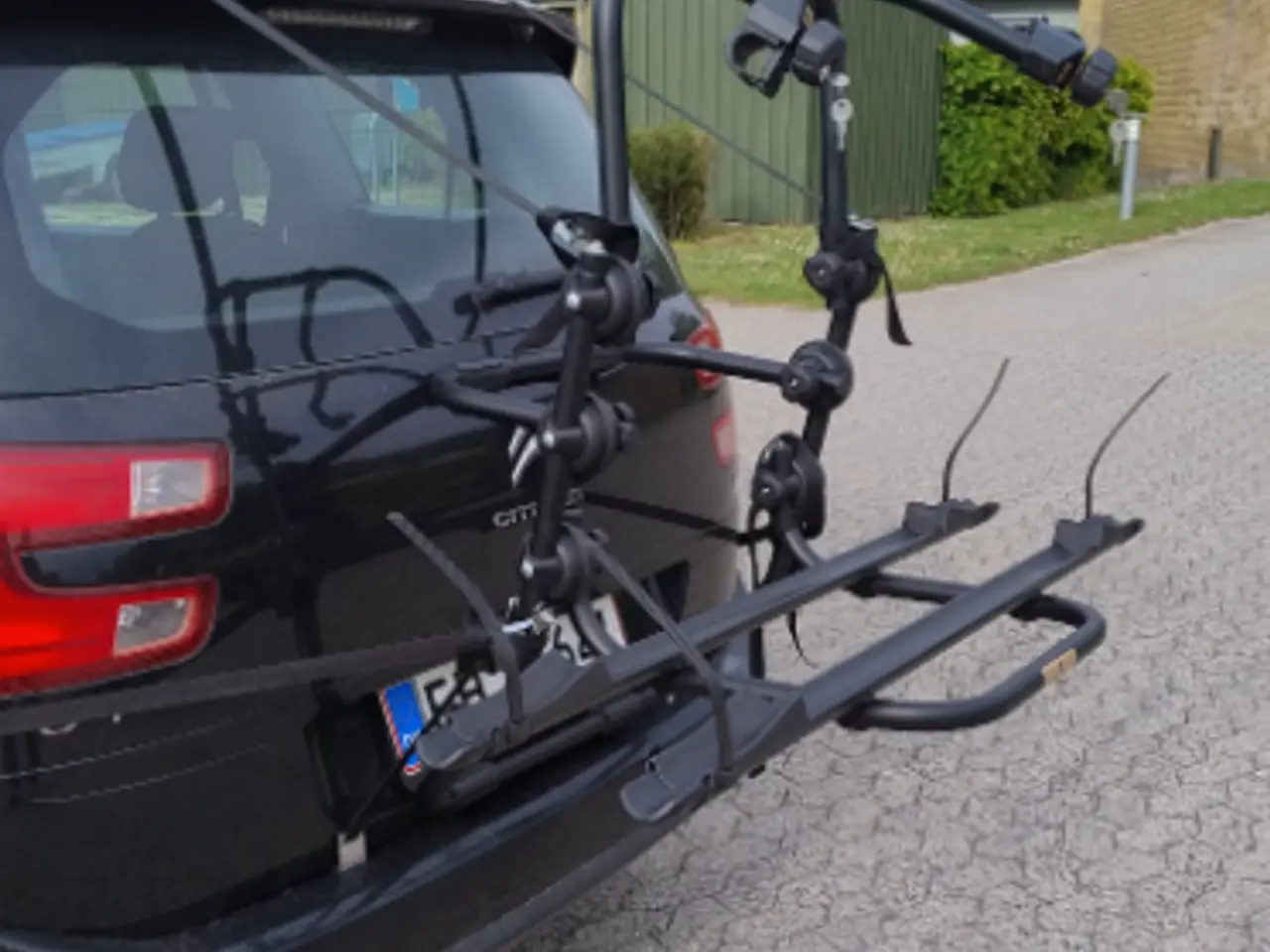 Billede 1 - Cykelstativ til biler uden træk