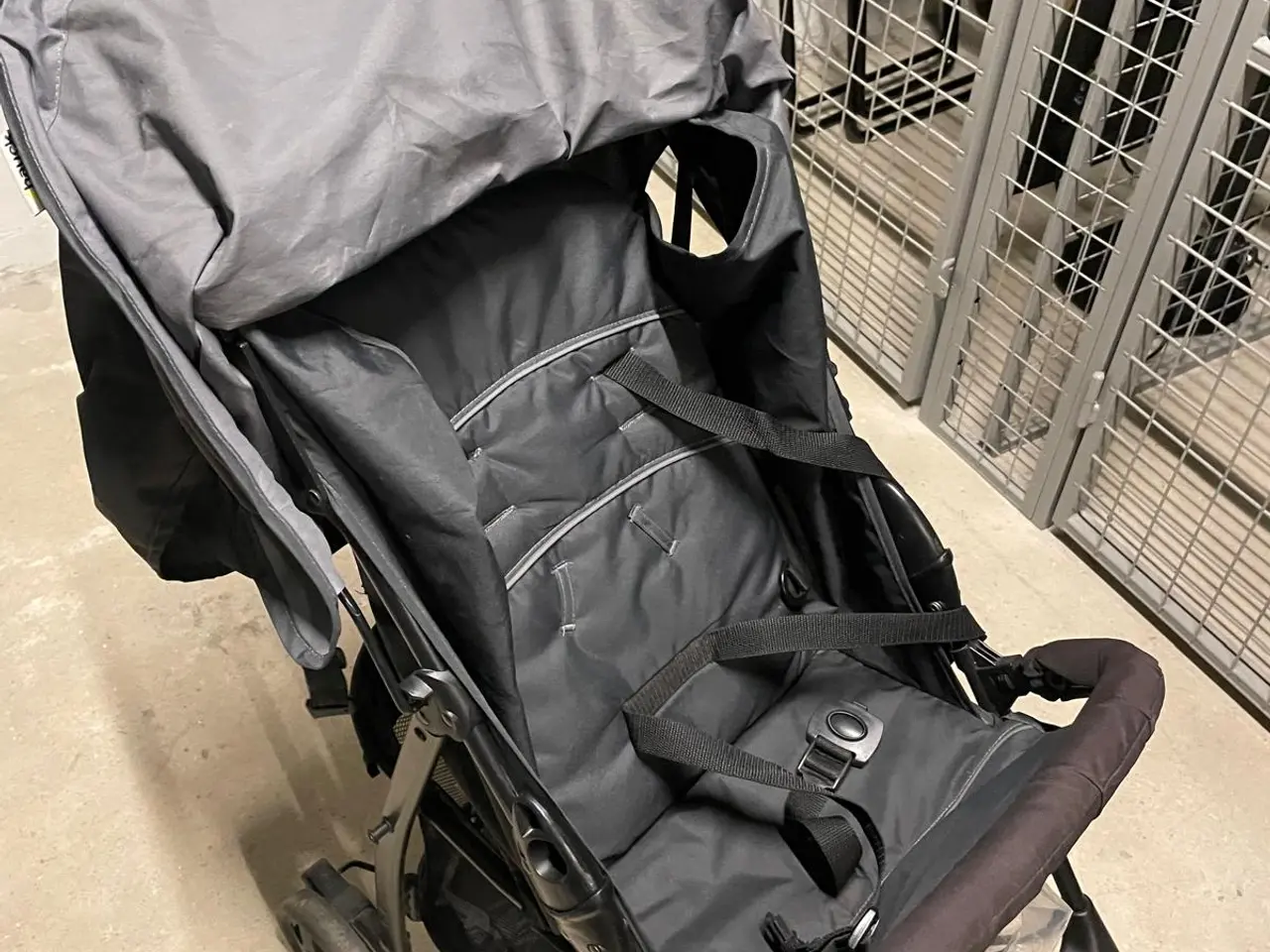 Billede 2 - Stoller with cover