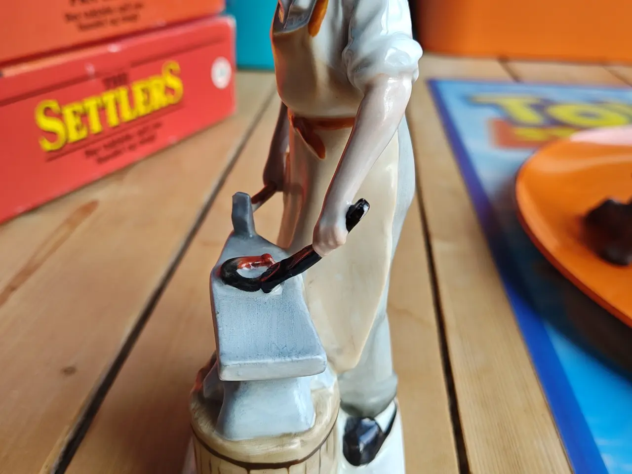 Billede 5 - Smed Figur med Ambolt