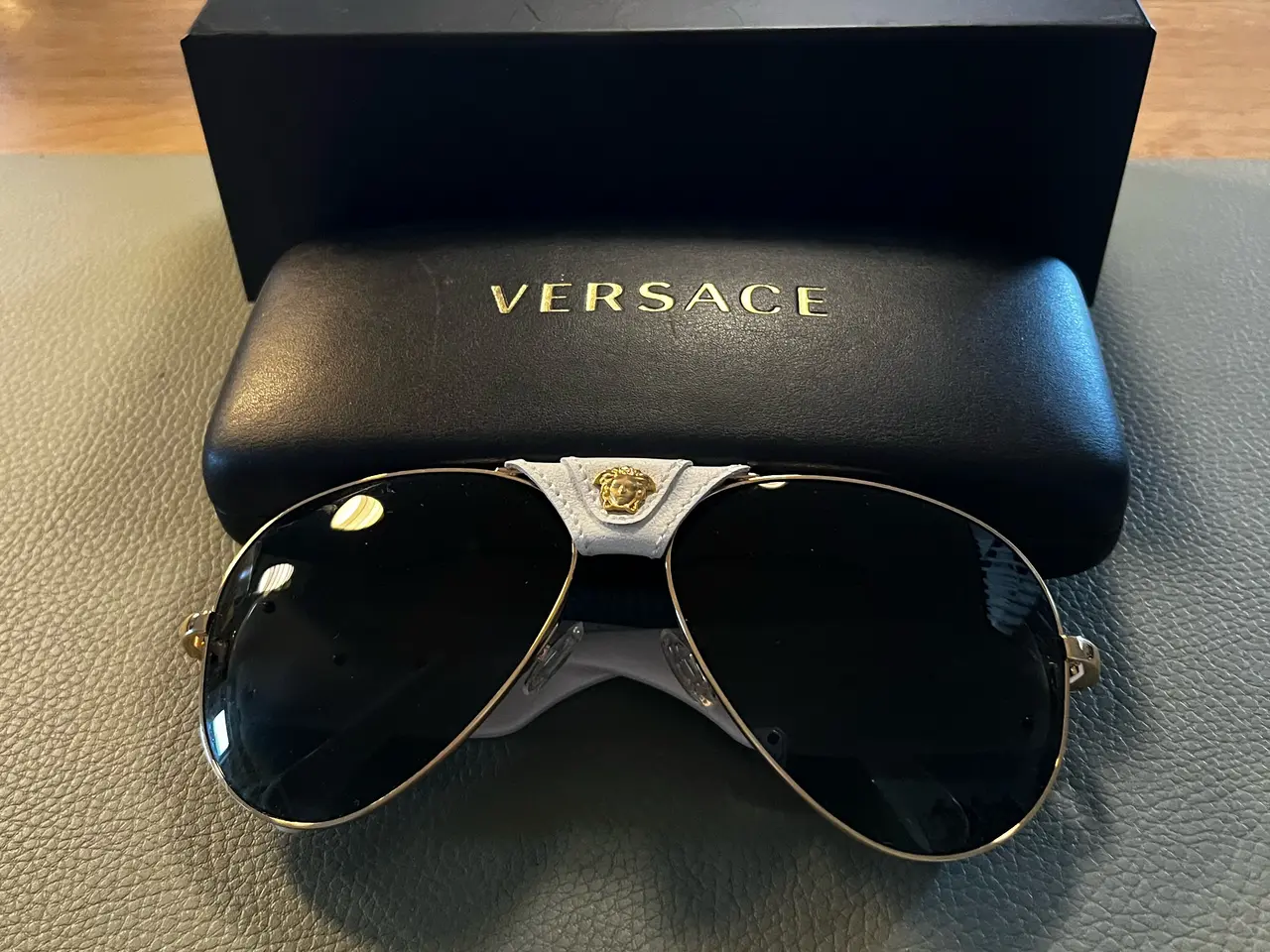 Billede 2 - Versace solbriller