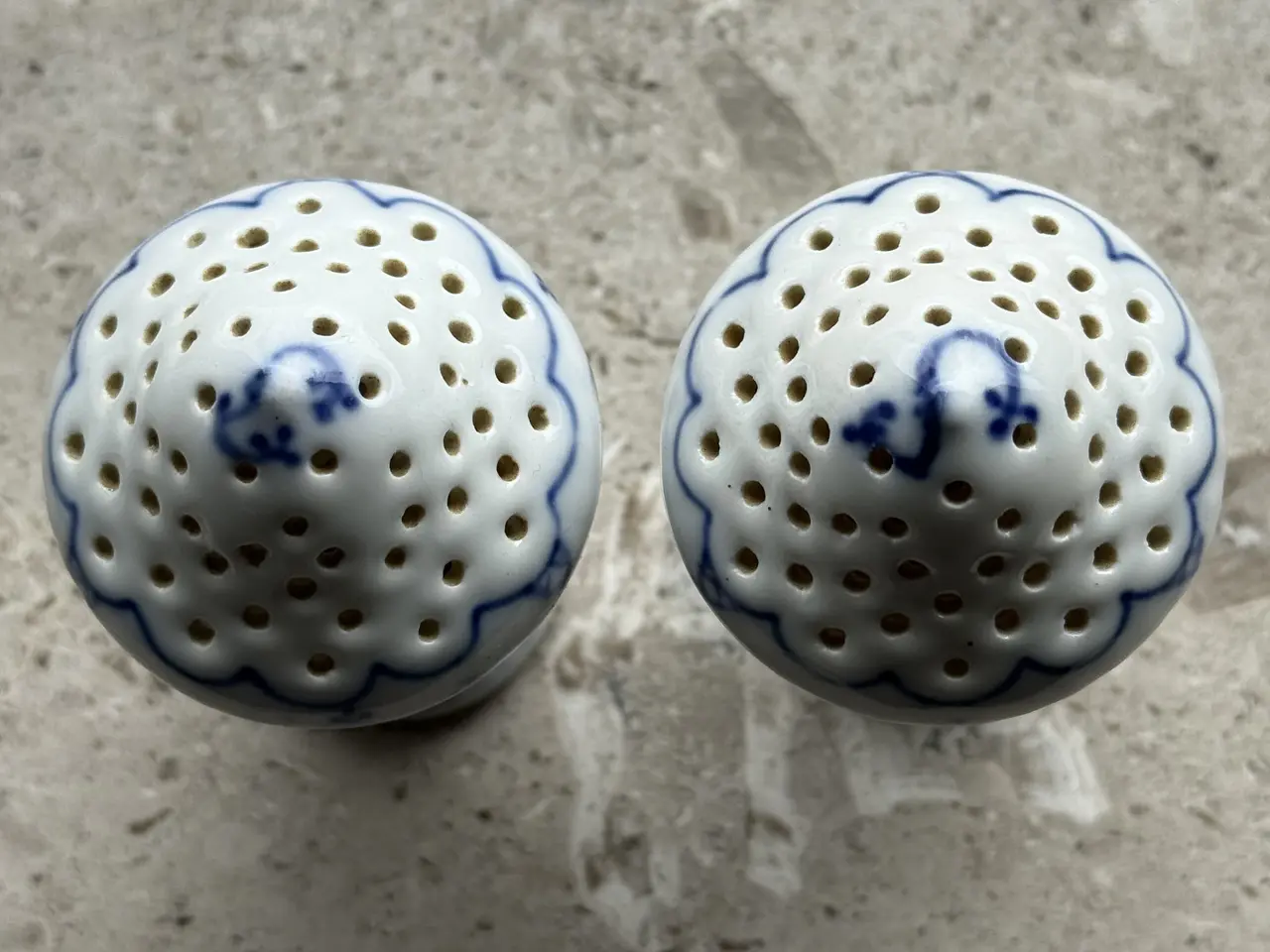 Billede 4 - Musselmalet
Salt & peber
Royal Copenhagen