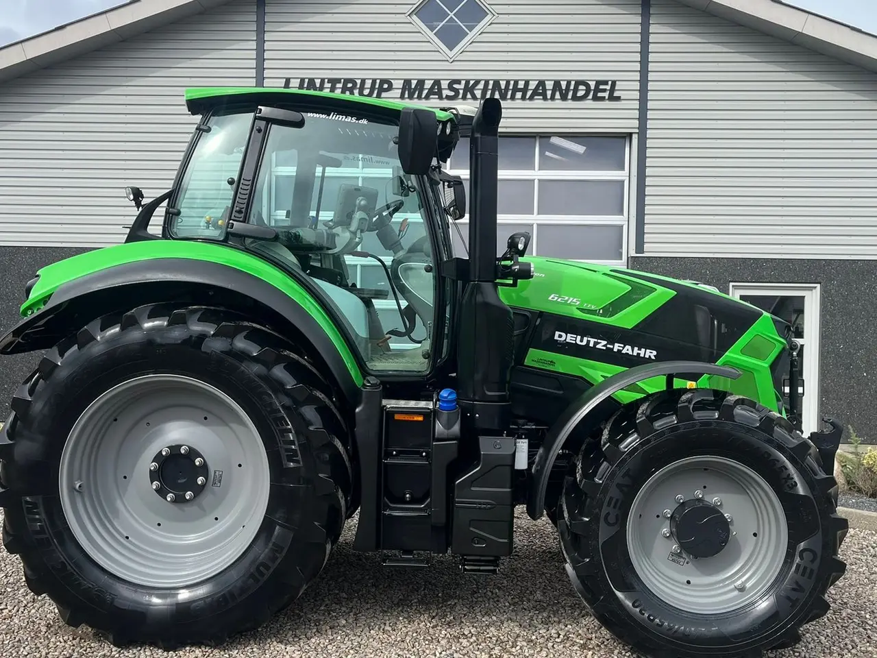 Billede 9 - Deutz-Fahr Agrotron 6215 TTV Med frontlift