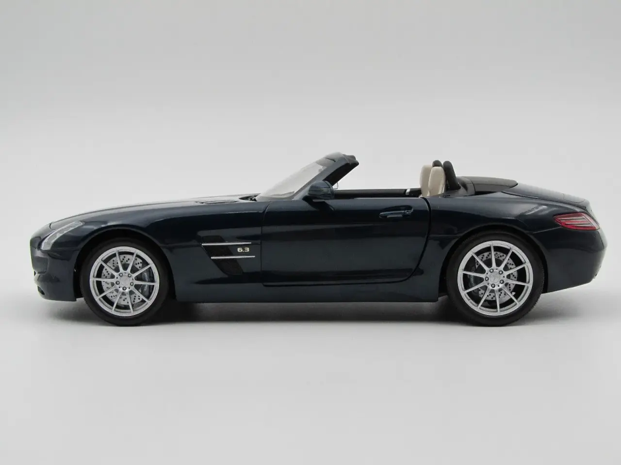 Billede 3 - 2011 Mercedes-Benz SLS AMG Roadster 1:18