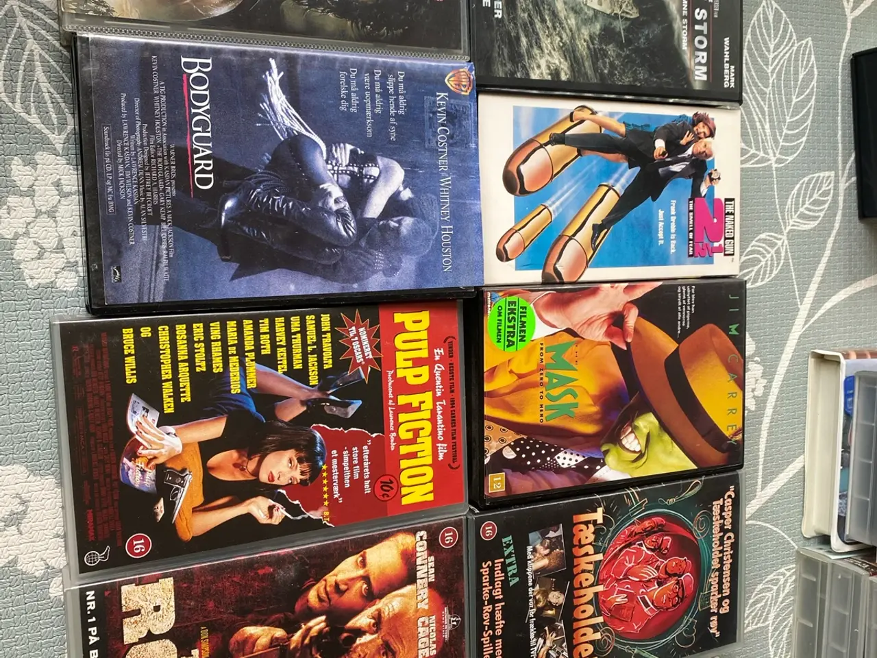 Billede 2 - 56 stk. blandet vhs bånd.