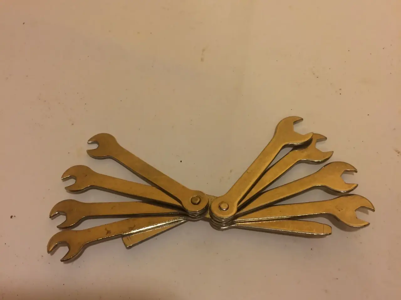 Billede 3 - Div. Umbrako+ring-/gafelmøgler KUN a 1,32kr