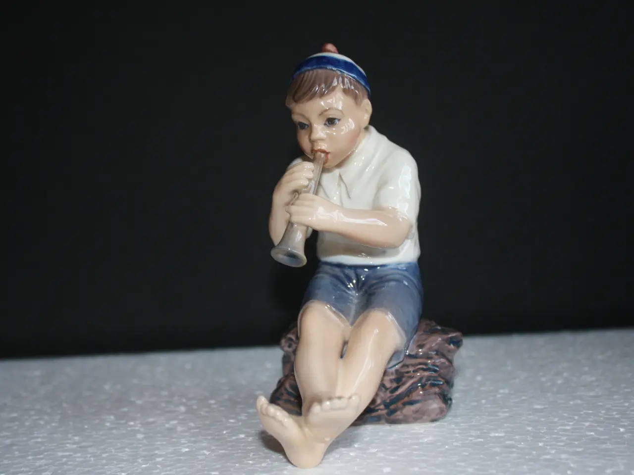 Billede 8 - Dreng med trompet, figur fra Dahl Jensen