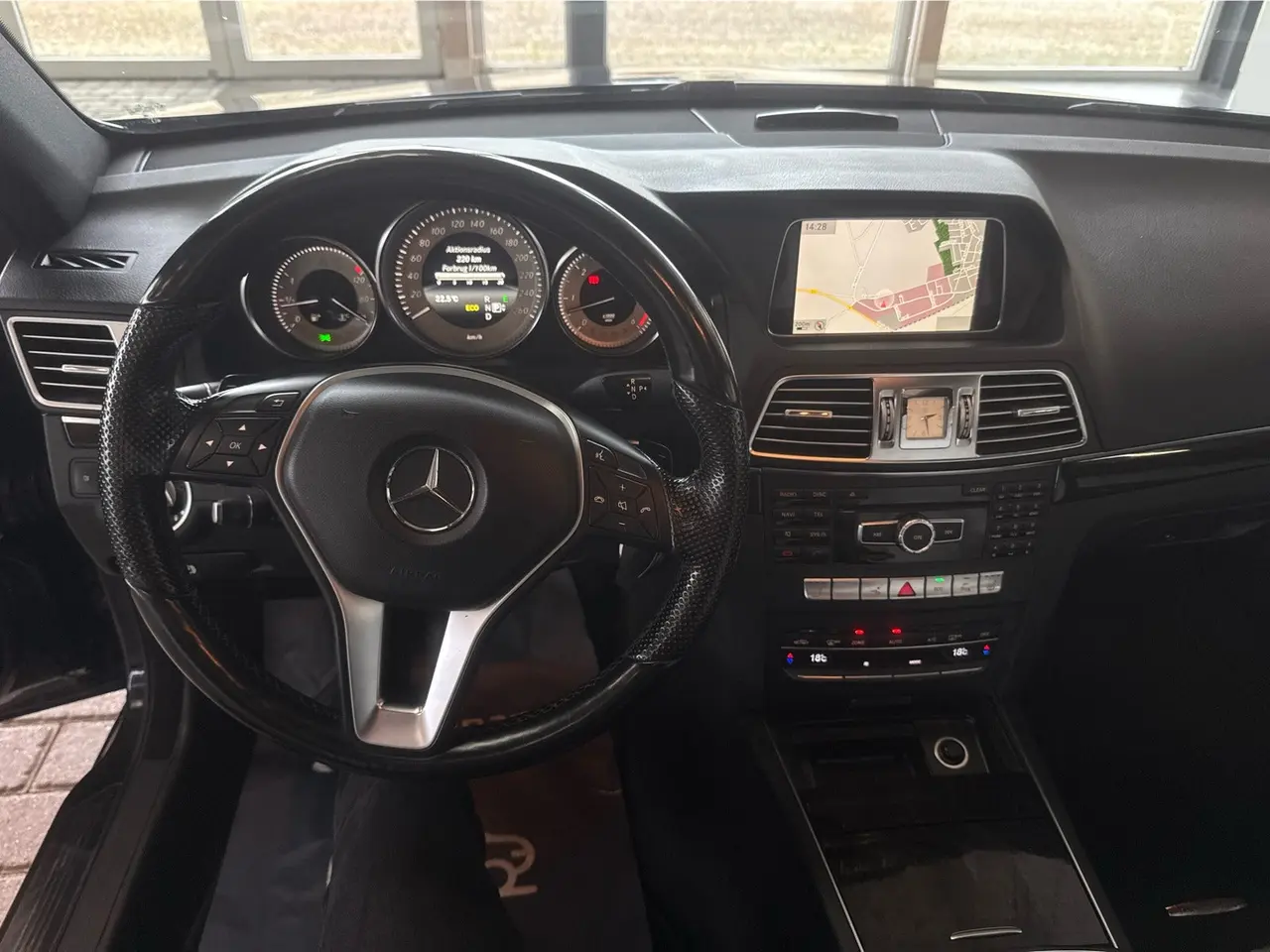 Billede 12 - Mercedes E350 3,0 BlueTEC AMG Line Coupé aut.