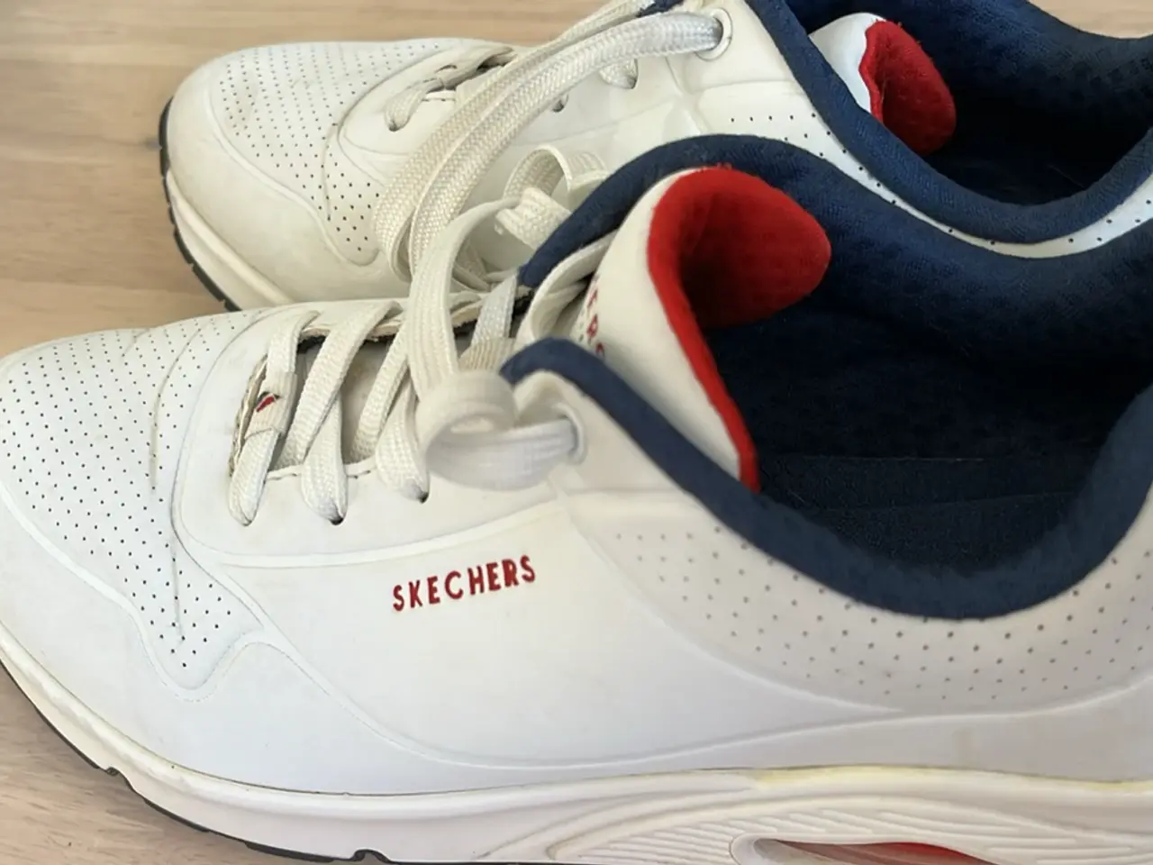 Billede 1 - Sketchers kondi sko