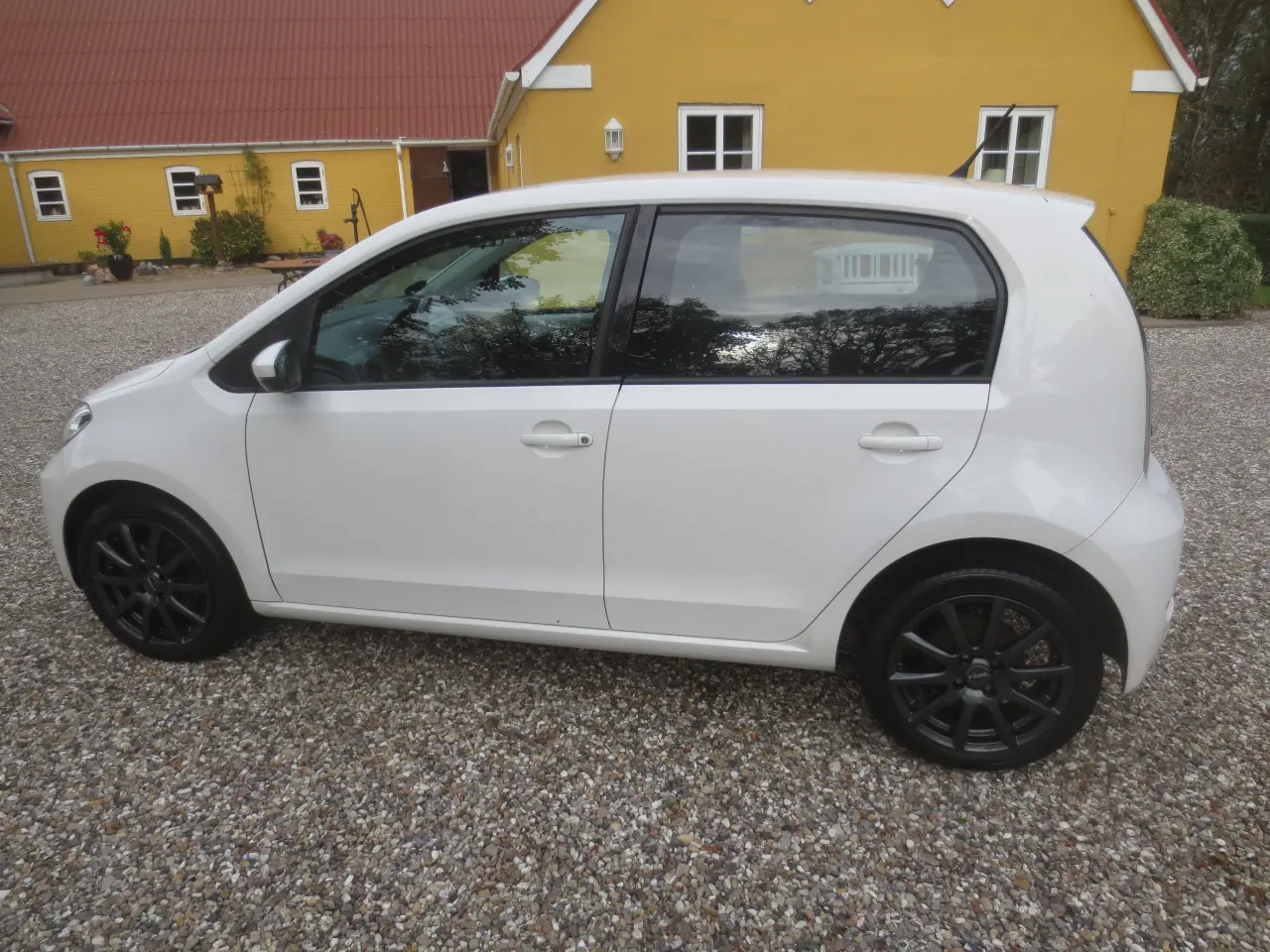 Billede 8 - VW Up ! 1.0 i Årg 2016 Synet 10/2025