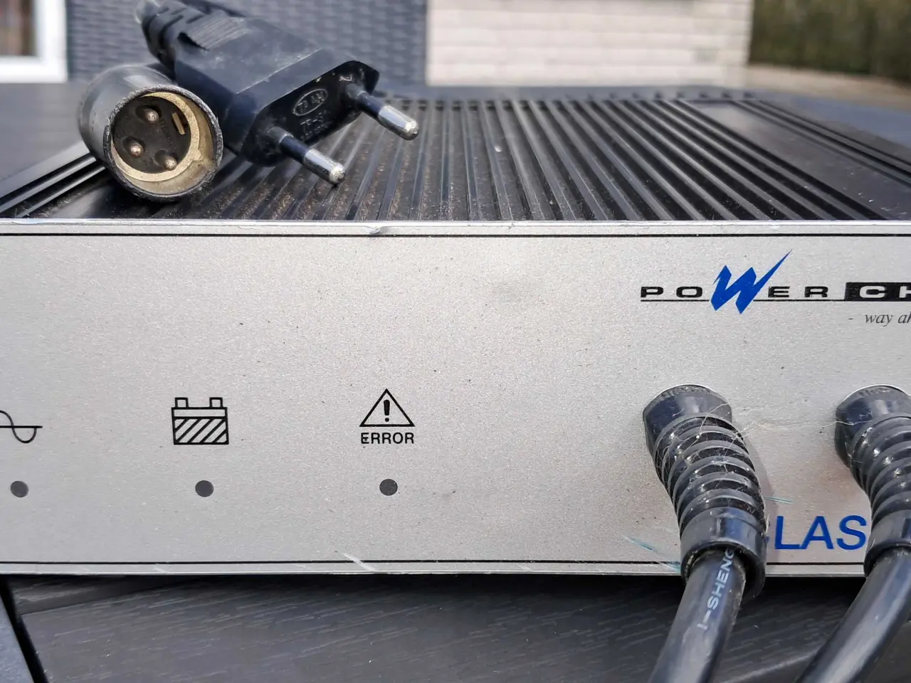 Billede 1 - Oplader til el-scooter. Kontakt 28257836