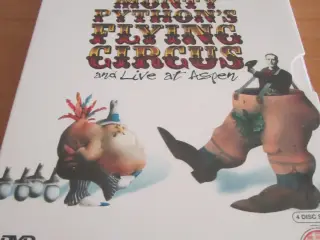 BYD. THE BEST OF MONTY PYTHON`S. Flying Cirkus. 