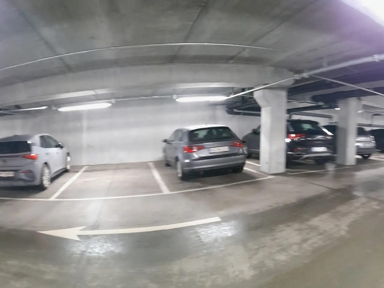 Billede 3 - Parkering til leje på Kanalvej 1-7. Storkøbenhavn.