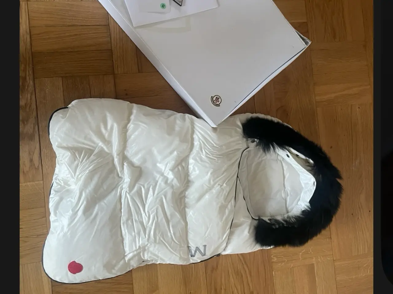 Billede 1 - Moncler kørepose