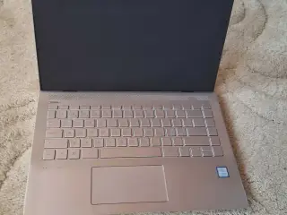 Hp pavilion bf 187no 8 gb ram 256 gb harddisk.