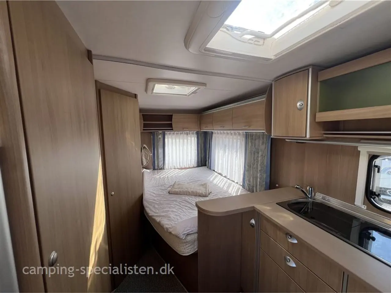 Billede 4 - 2008 - Bürstner Averso Fifty 465 TS   2008 Bürstner Averso Fifty - Se den nu hos Camping-Specialisten.dk