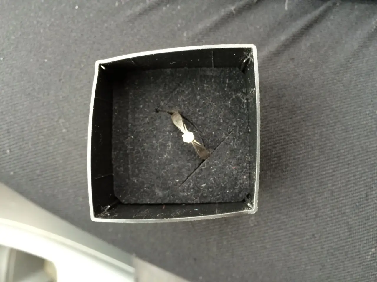 Billede 1 - Hvidguld ring 