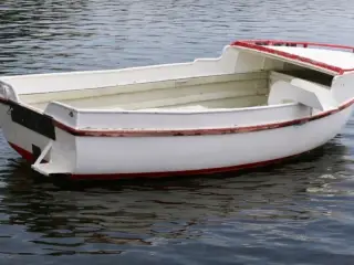 Byttes væk ! JOLLE 14 Fod