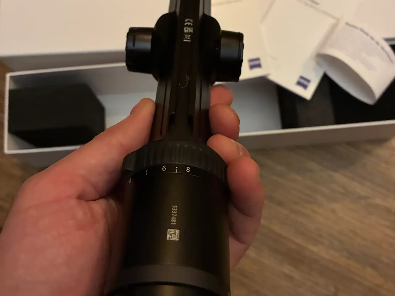 Billede 3 - Zeiss V8 1.1-8x24 med skinne og lys