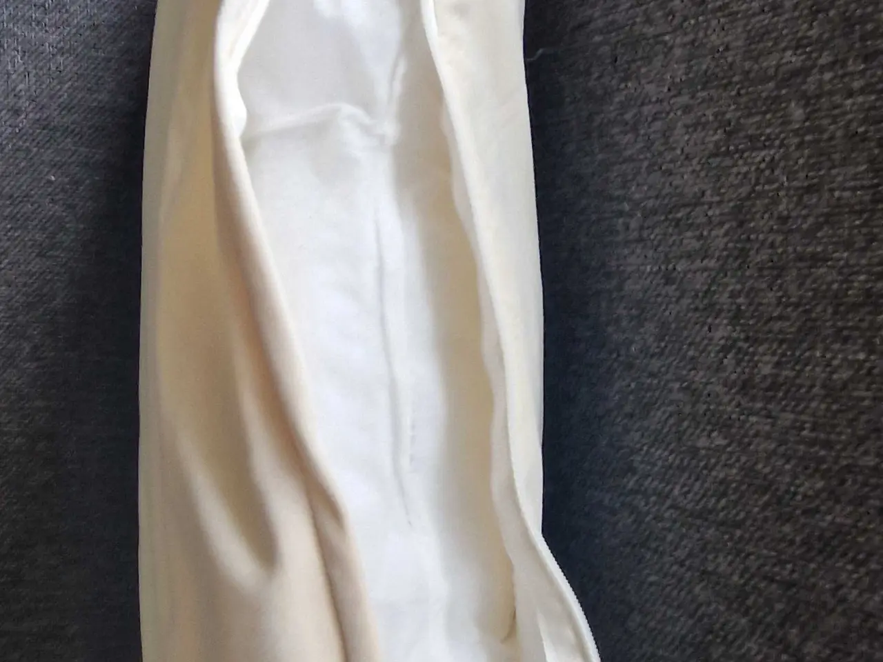 Billede 5 - Pyntepuder 2 stk, 25 x 45 cm