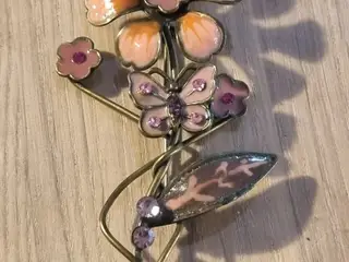 Broche