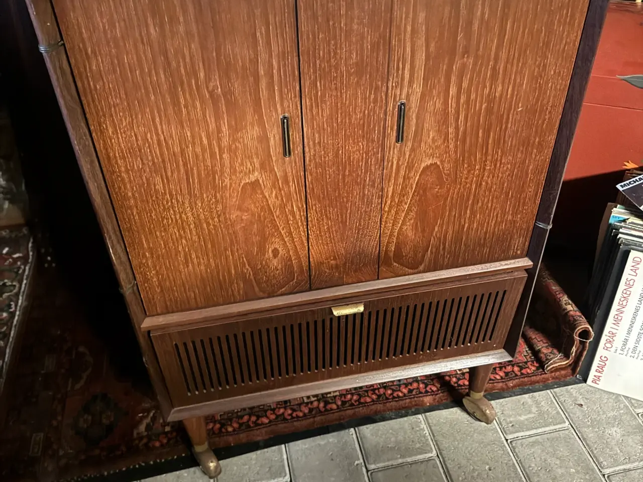 Billede 4 - Retro Tv med Radio fra B&O