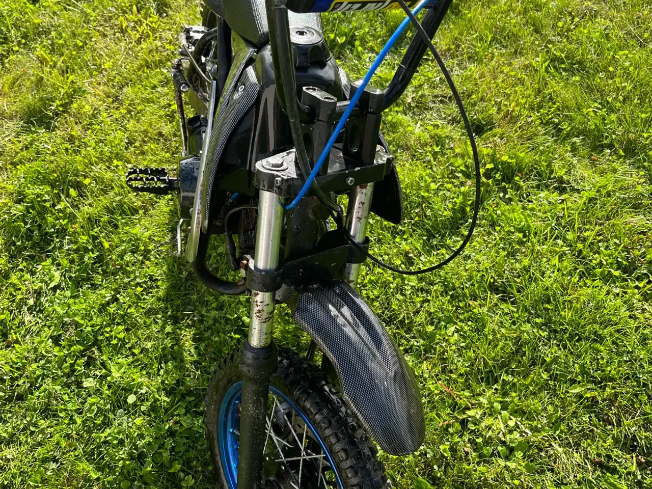 Billede 3 - Crosser kom med bud