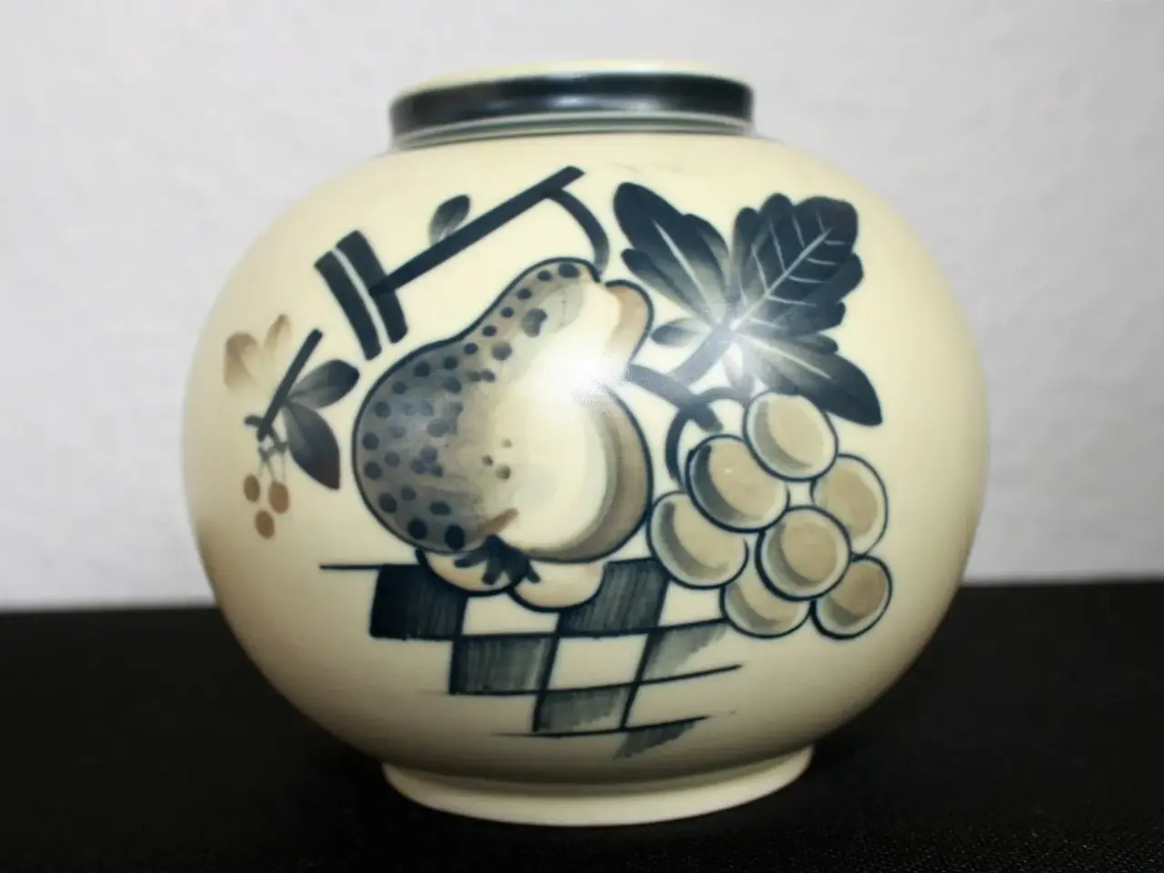 Billede 1 - Vase fra Royal Copenhagen