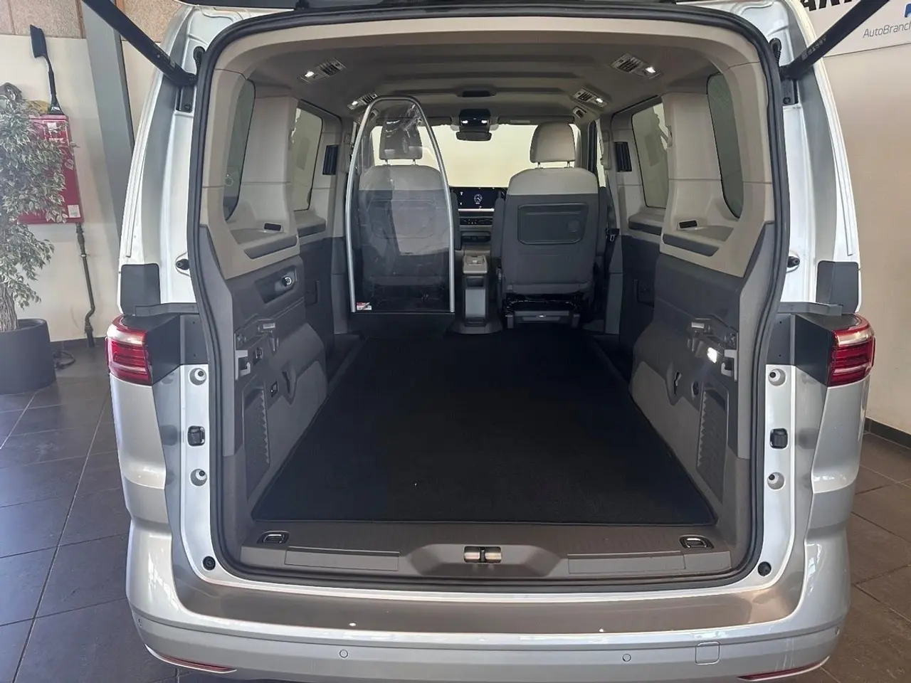 Billede 12 - VW Multivan 1,4 eHybrid Life DSG kort