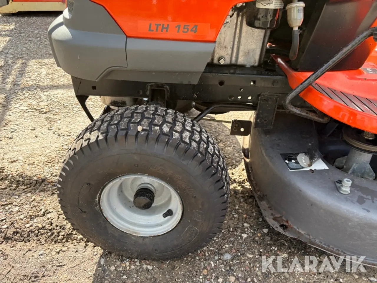 Billede 7 - Græsslåmaskine Husqvarna LTH 154