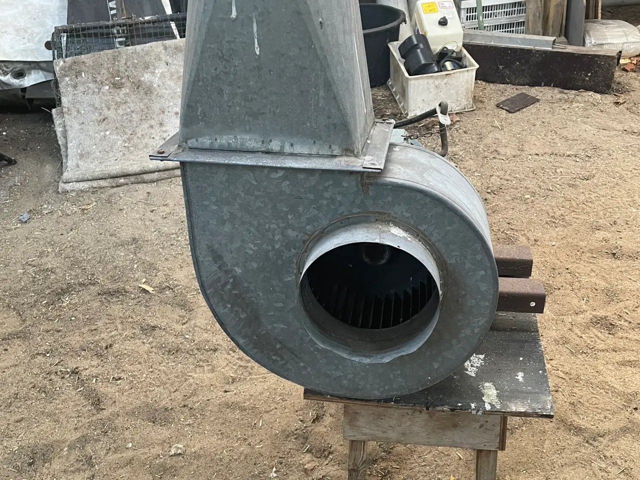 Billede 3 - Udsugningsventilator med motor, byd