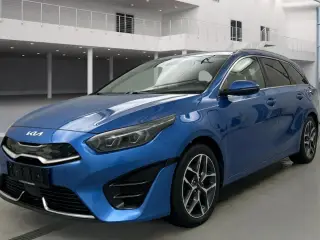 Kia Ceed plug ind modelår 2023