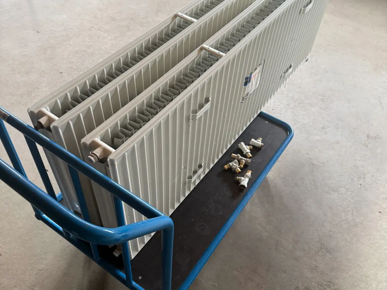 Billede 3 - Radiatorer 2 stk, 100 og 150 cm