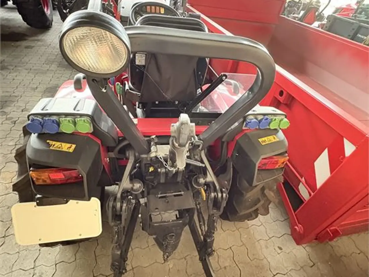 Billede 4 - Valpadana 90105 AR - Vendbar førerplads / Reversible drivers seat
