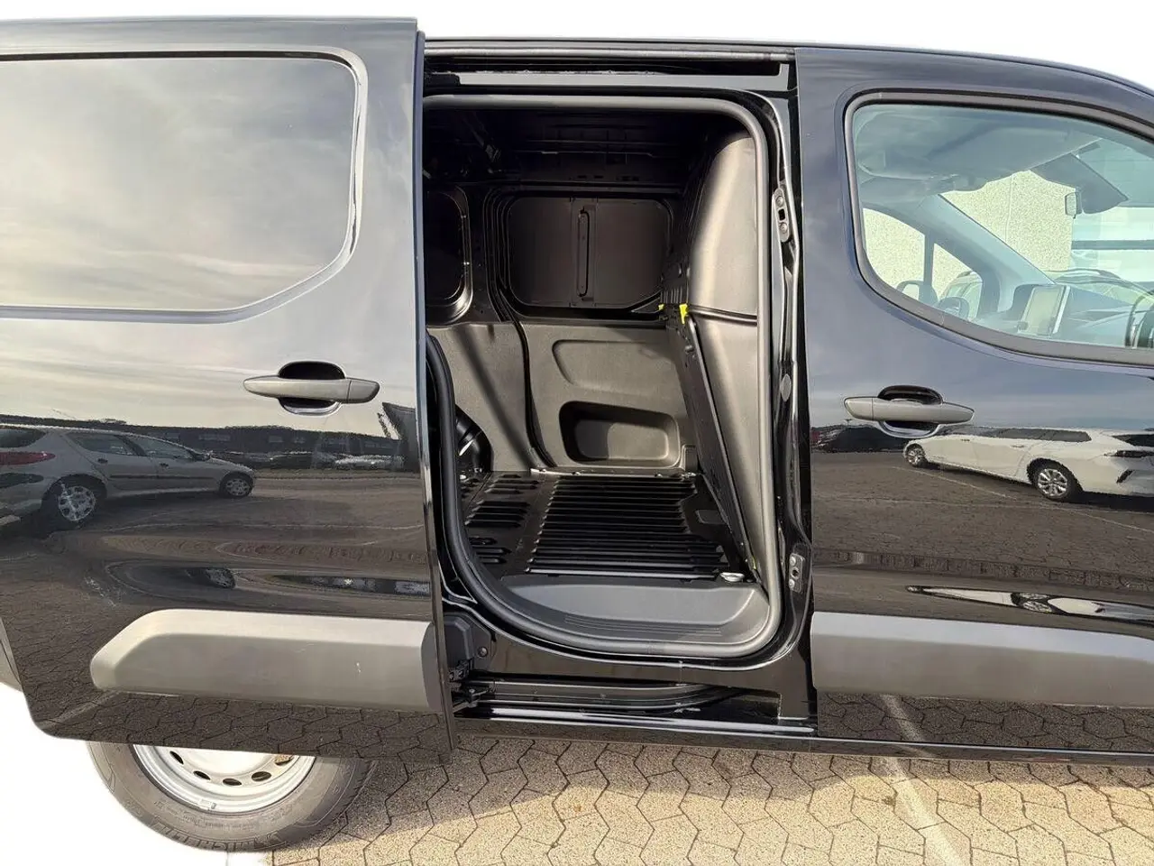 Billede 10 - Peugeot e-Partner 50 L1V2 Plus Van