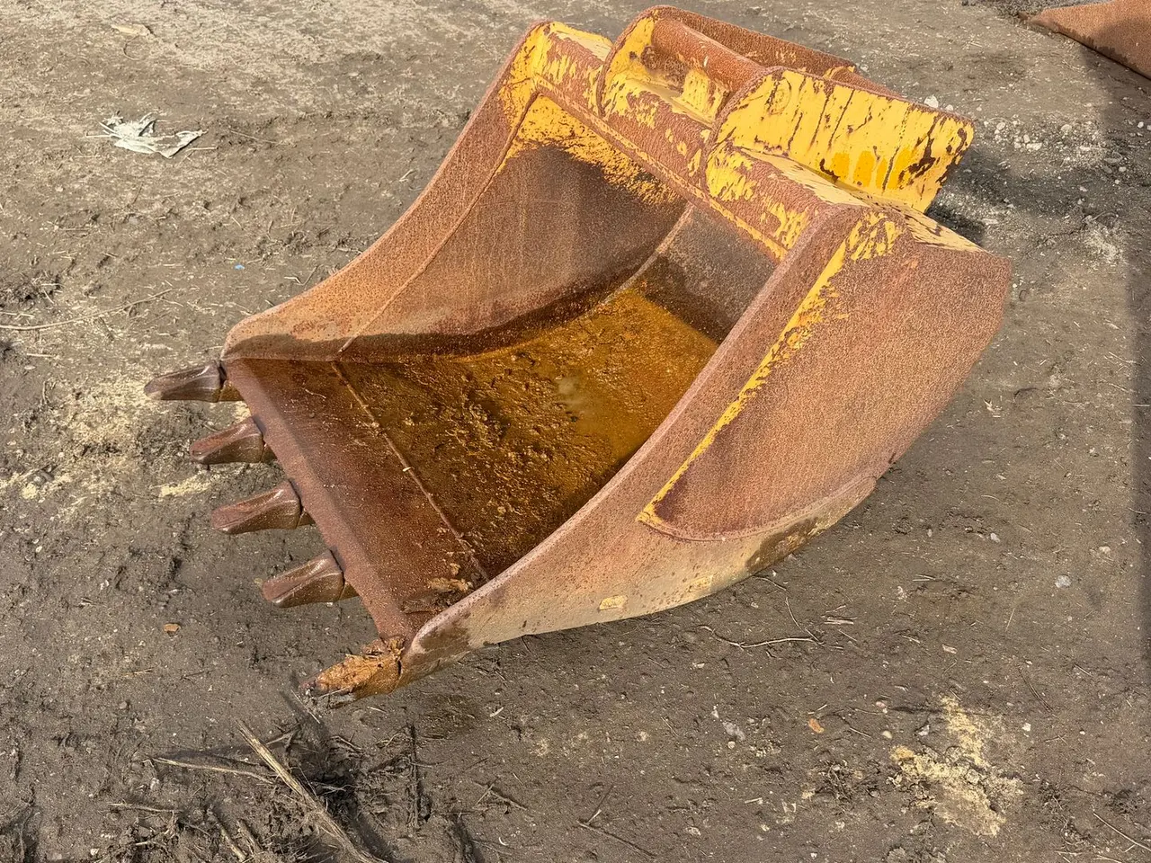 Billede 4 - Hydrema - - - 75 Cm bagskovl - S45 Beslag