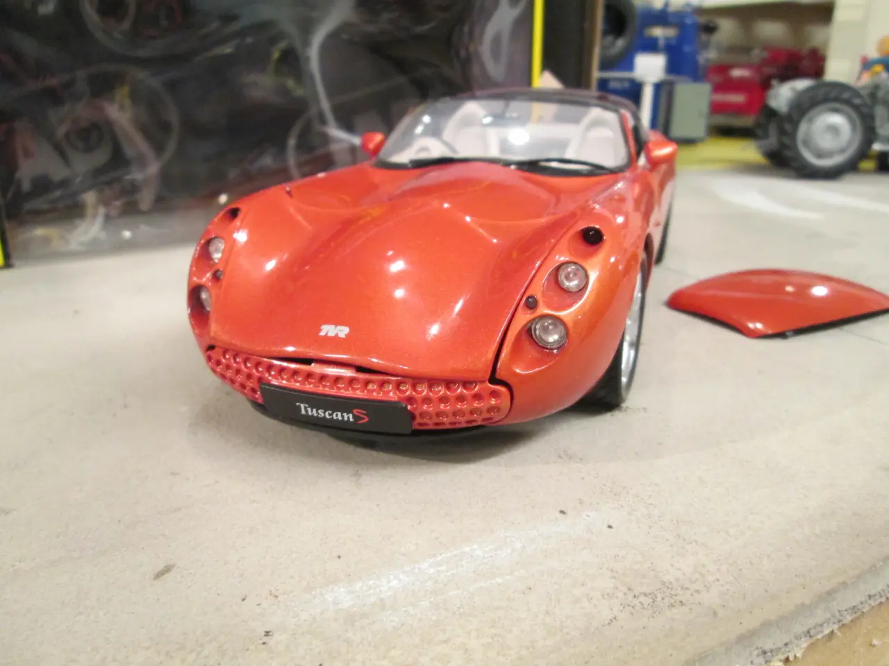 Billede 2 - Modelbil 1:18 Tvr Tuscan Jadi