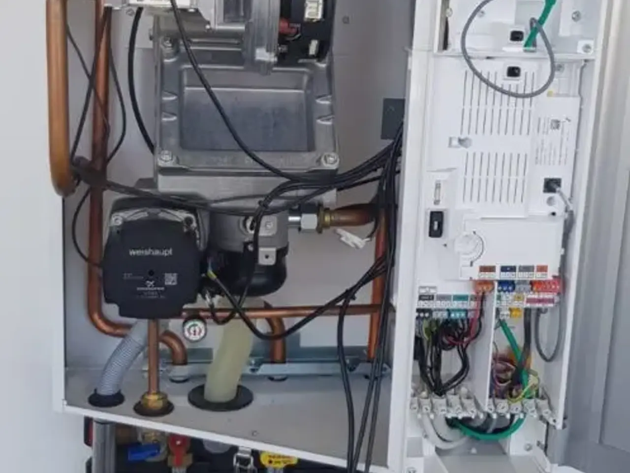 Billede 2 -  Weishaupt gasfyr reservedele